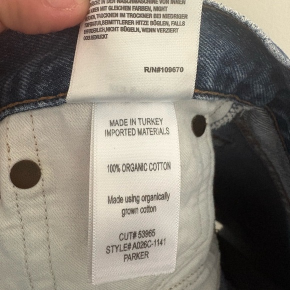 AGOLDE Distressed High Rise Cut Off Women's Blue Cotton Denim Shorts size 30 NWT - Picture 7 of 8